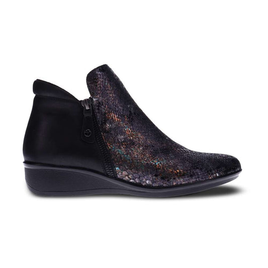 Damascus Wedged Boot - Black Metallic Python/Onyx