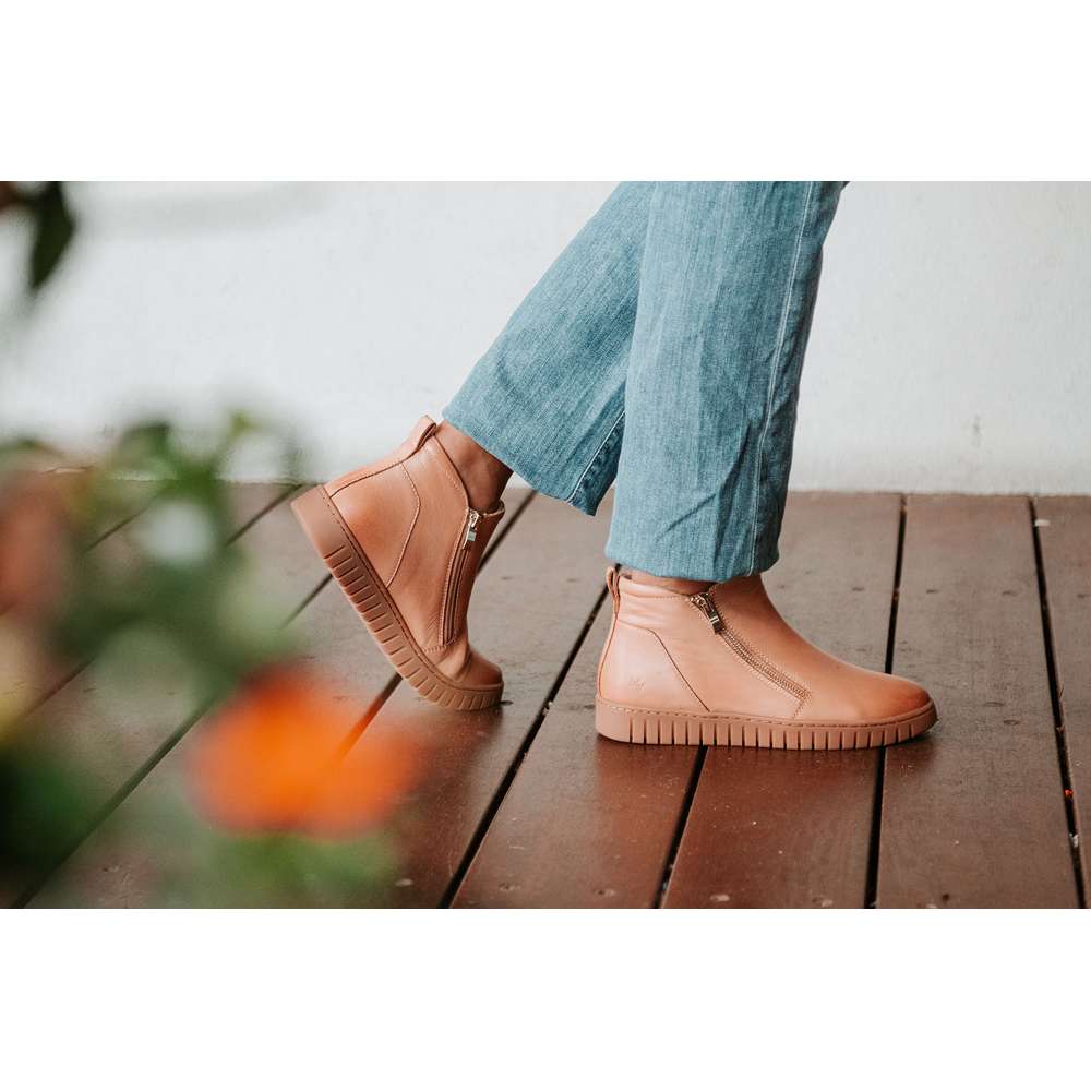 Leni Zip Boot - Fawn