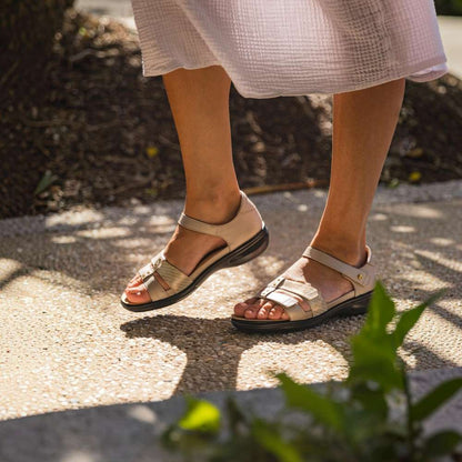 Negara Sandal - Champagne/Metallic Interest