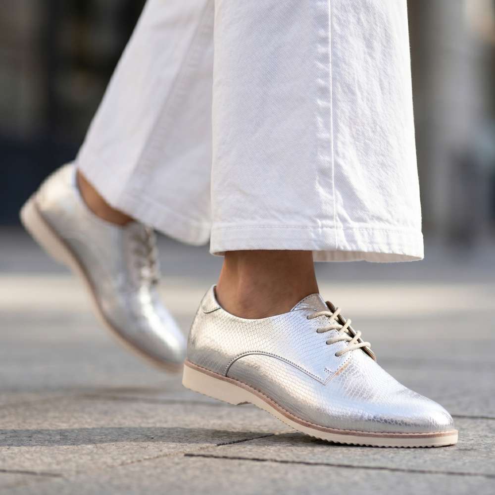 Rihannah Oxford - Silver Snake